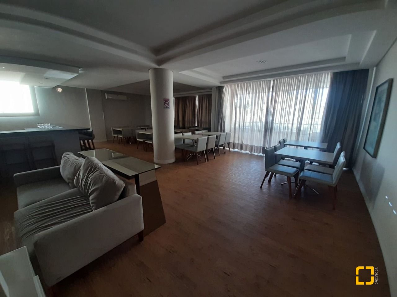 Apartamento com 105m², 2 quartos, 1 garagem, no bairro Barreiros em São José