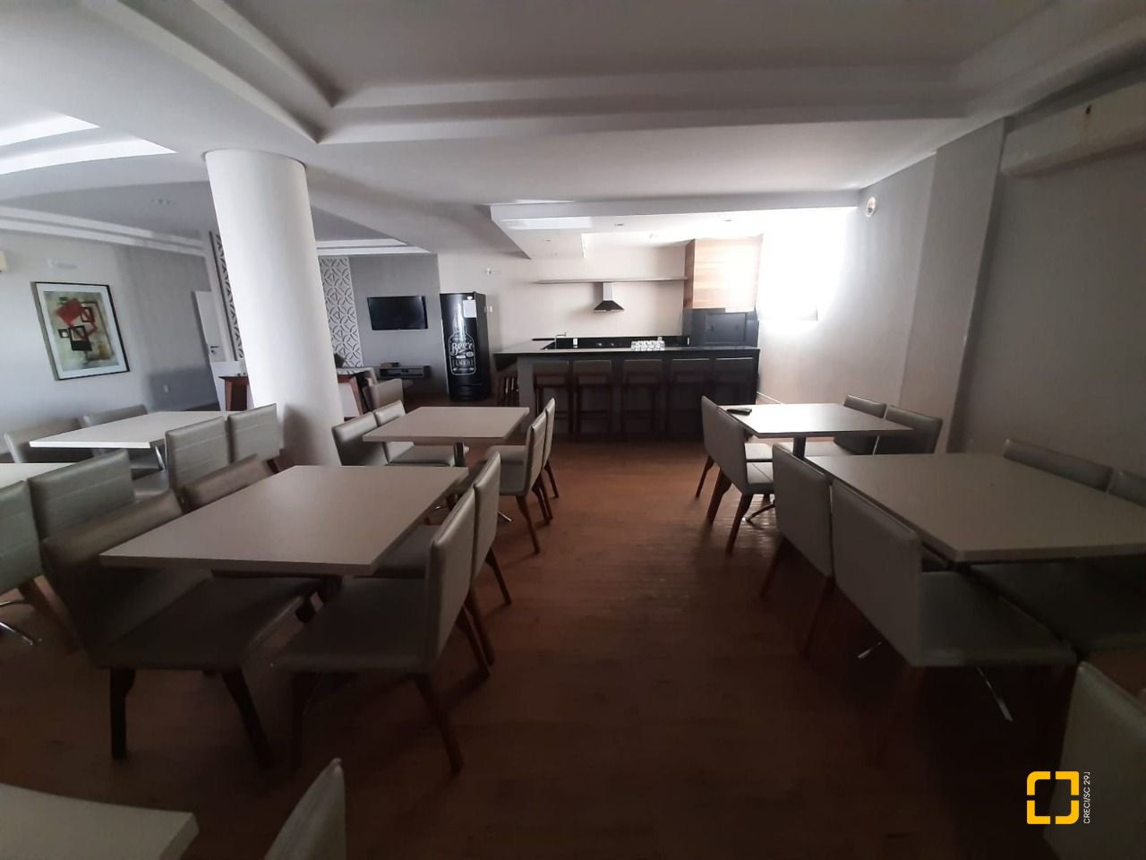 Apartamento com 105m², 2 quartos, 1 garagem, no bairro Barreiros em São José
