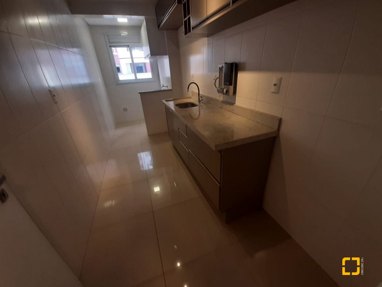 Apartamento com 105m², 2 quartos, 1 garagem, no bairro Barreiros em São José
