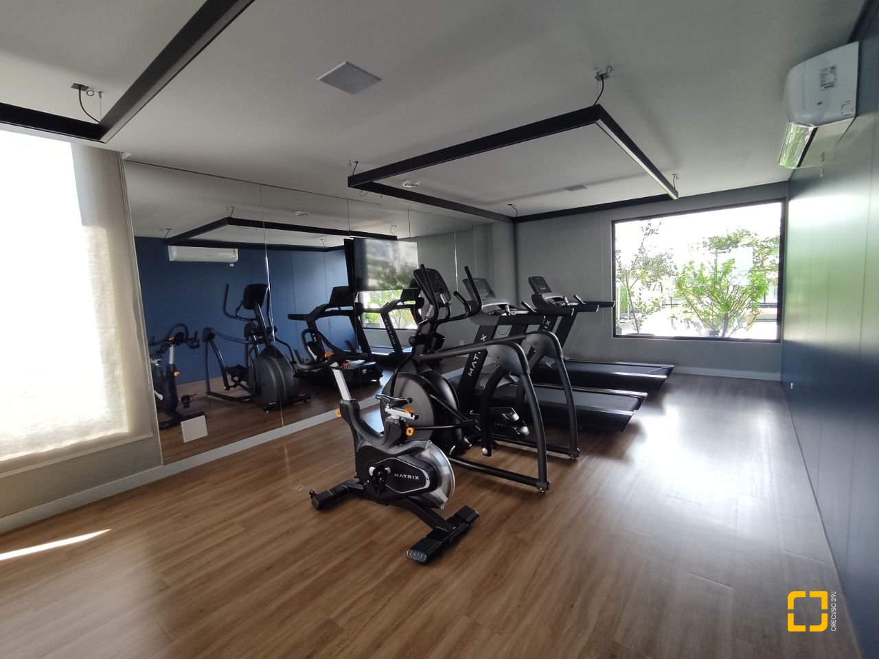 Apartamento com 148m², 6 quartos (sendo 3 suítes), 2 garagens, no bairro Jurerê em Florianópolis