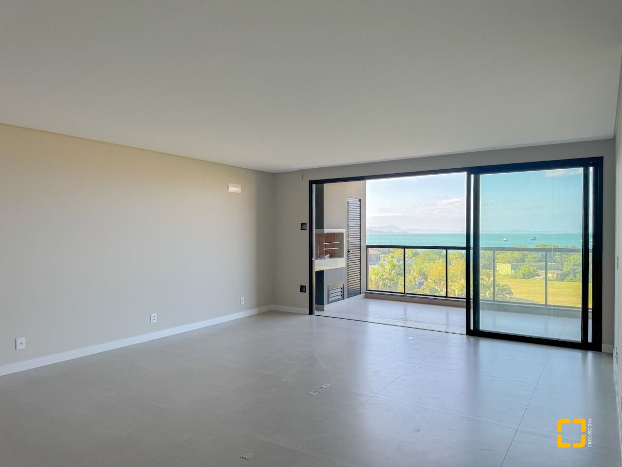 Apartamento com 148m², 6 quartos (sendo 3 suítes), 2 garagens, no bairro Jurerê em Florianópolis