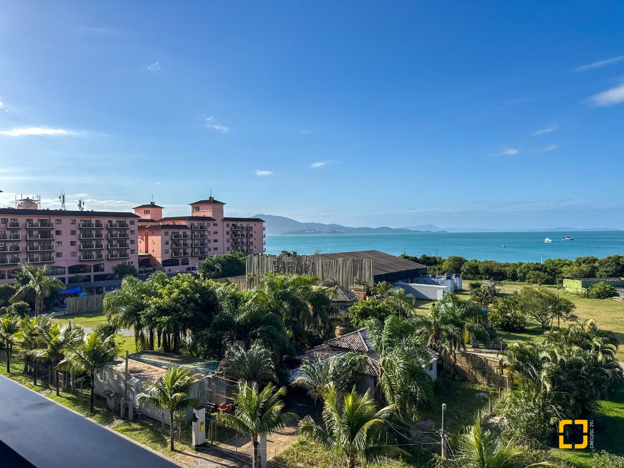 Apartamento com 236m², 6 quartos (sendo 3 suítes), 2 garagens, no bairro Jurerê em Florianópolis