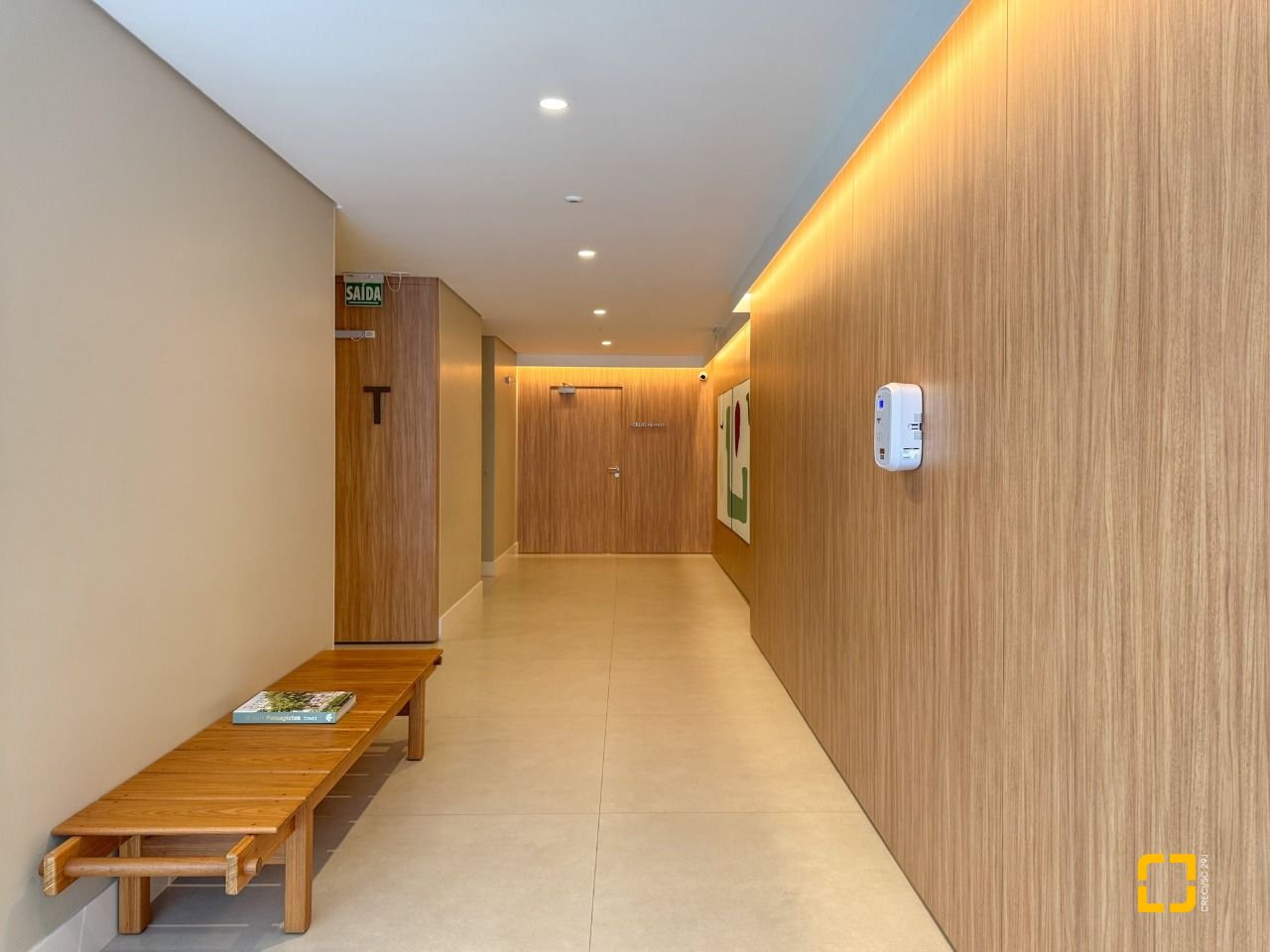 Apartamento com 236m², 6 quartos (sendo 3 suítes), 2 garagens, no bairro Jurerê em Florianópolis