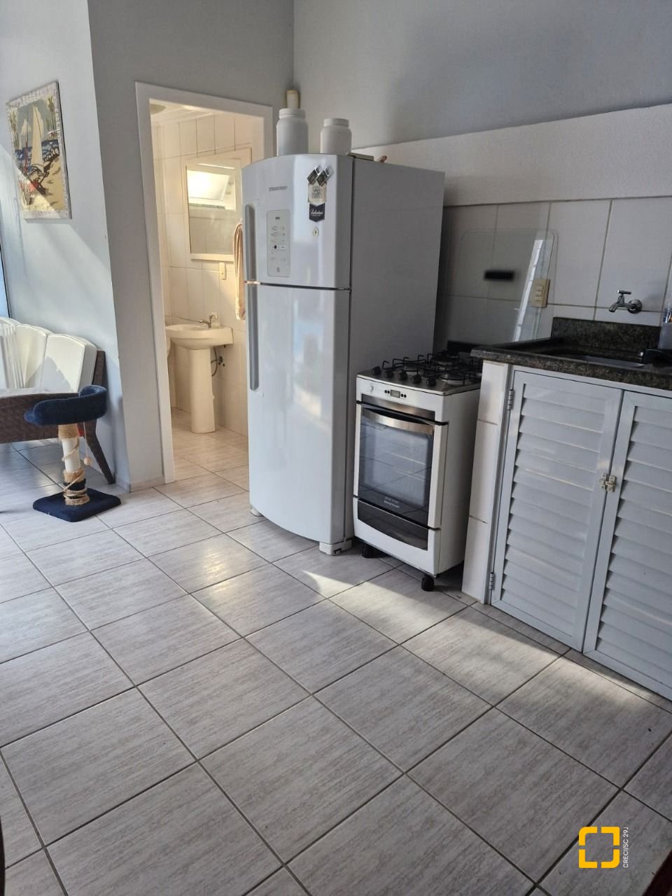 Casa com 240m², 5 quartos (sendo 1 suíte), 2 garagens, no bairro Santa Mônica em Florianópolis