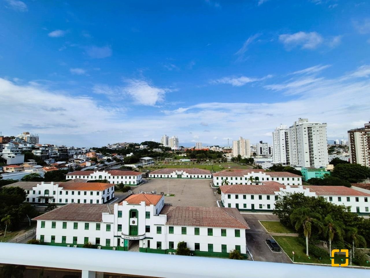 Cobertura com 367m², 3 quartos (sendo 3 suítes), 4 garagens, no bairro Estreito em Florianópolis