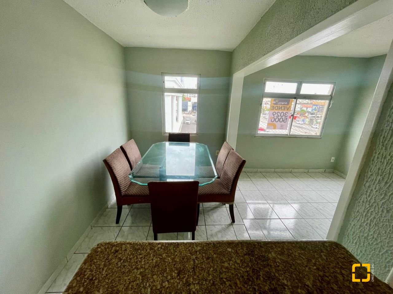 Apartamento com 48m², 2 quartos, 1 garagem, no bairro Barreiros em São José