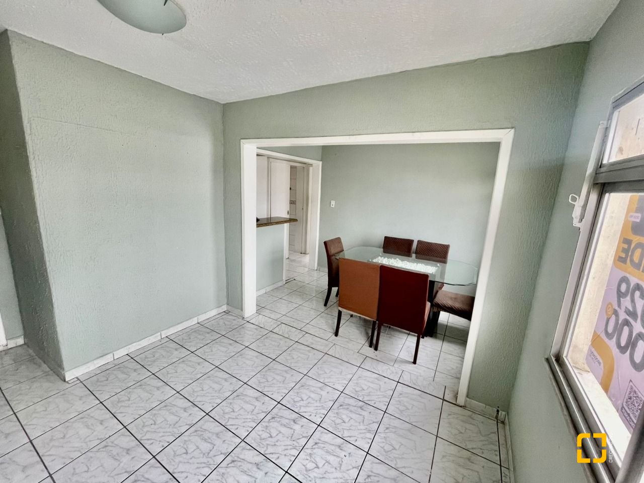 Apartamento com 48m², 2 quartos, 1 garagem, no bairro Barreiros em São José