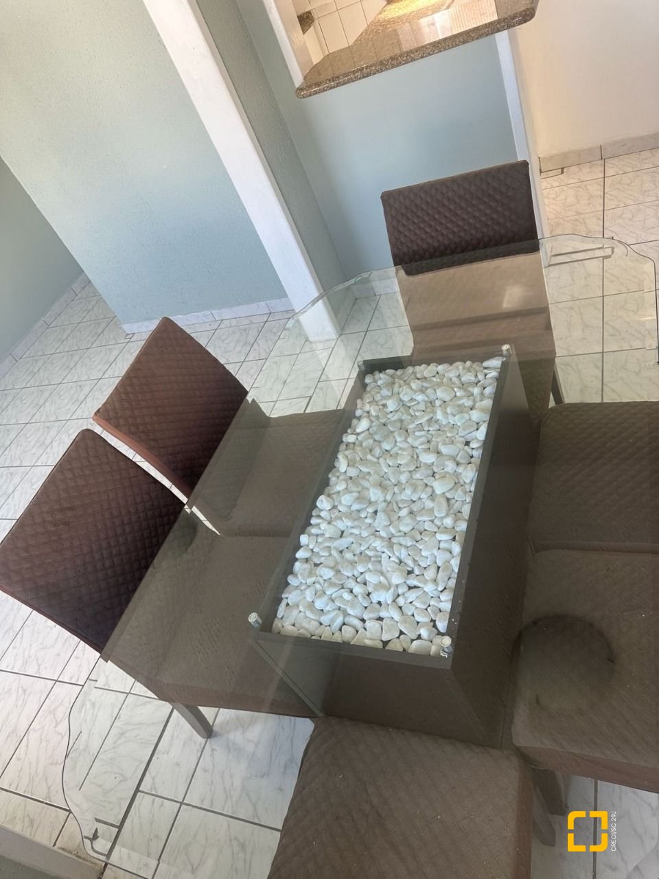 Apartamento com 48m², 2 quartos, 1 garagem, no bairro Barreiros em São José