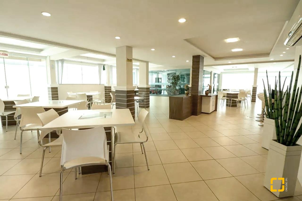 Apartamento com 116m², 4 quartos (sendo 1 suíte), 2 garagens, no bairro Ingleses do Rio Vermelho em Florianópolis