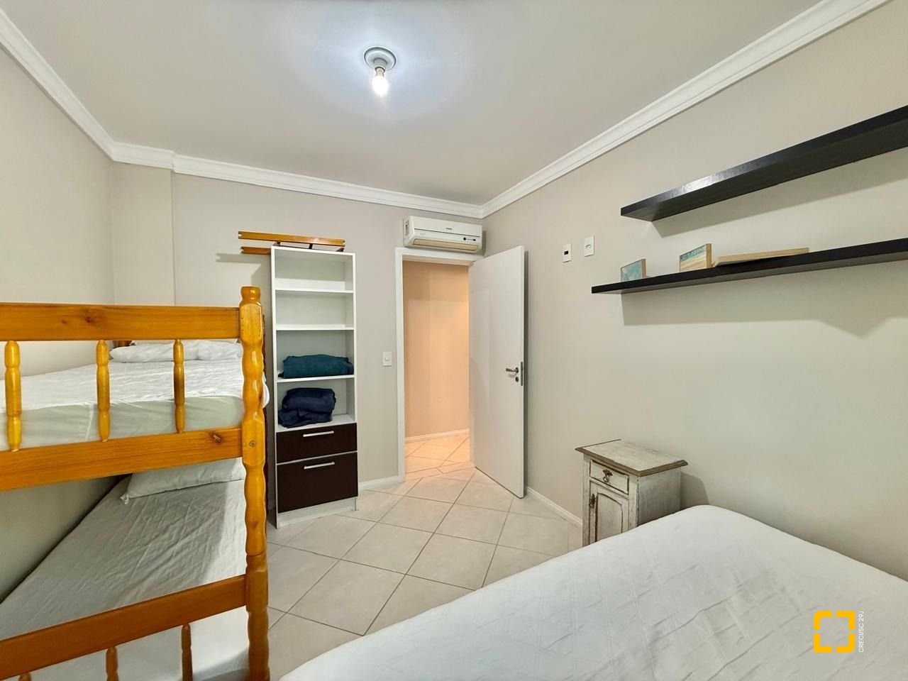 Apartamento com 116m², 4 quartos (sendo 1 suíte), 2 garagens, no bairro Ingleses do Rio Vermelho em Florianópolis
