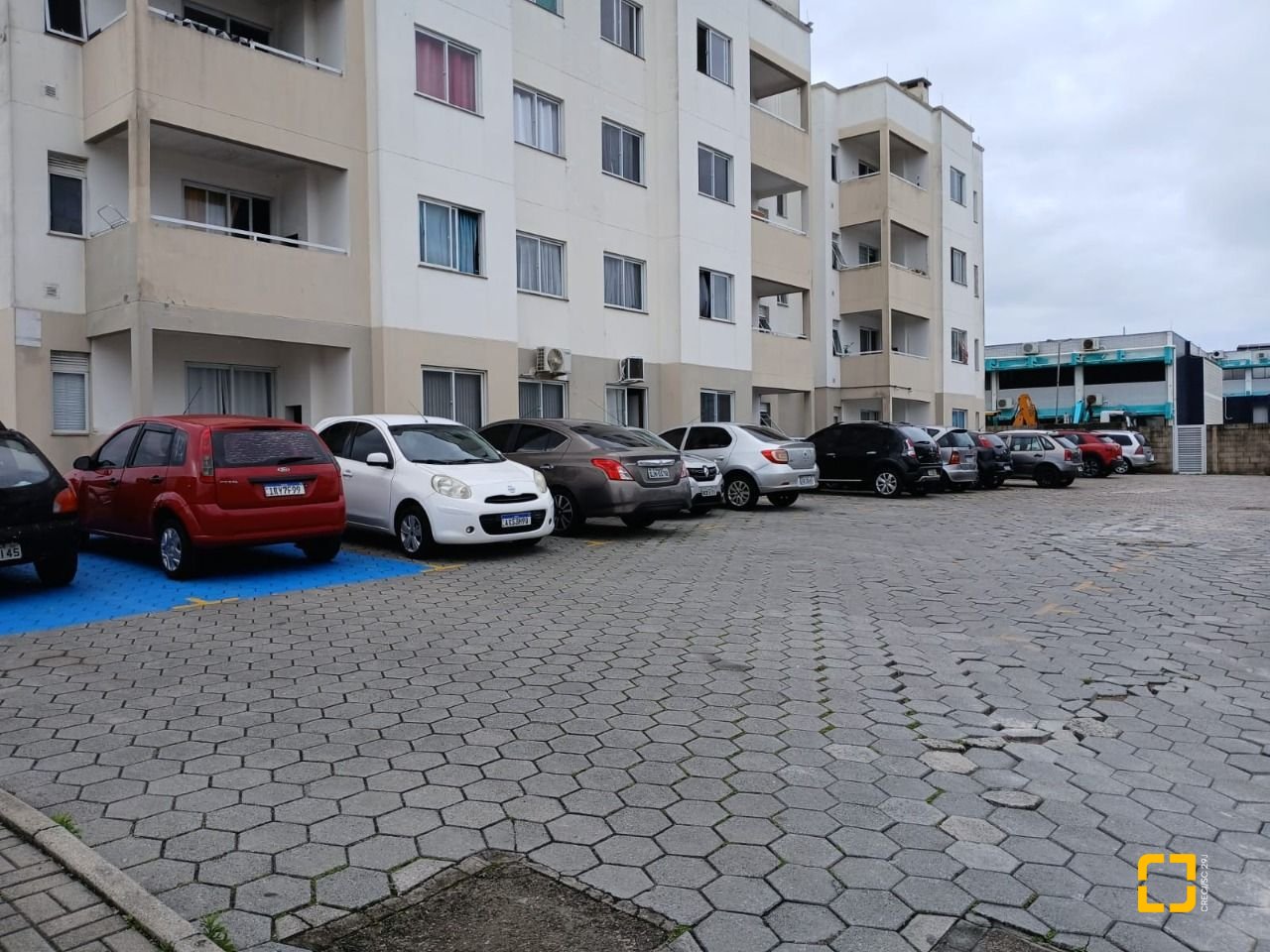 Apartamento com 58m², 2 quartos, 1 garagem, no bairro Balneário em Florianópolis