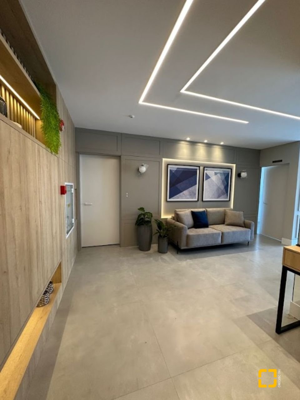 Apartamento com 75m², 2 quartos (sendo 1 suíte), 1 garagem, no bairro Barreiros em São José