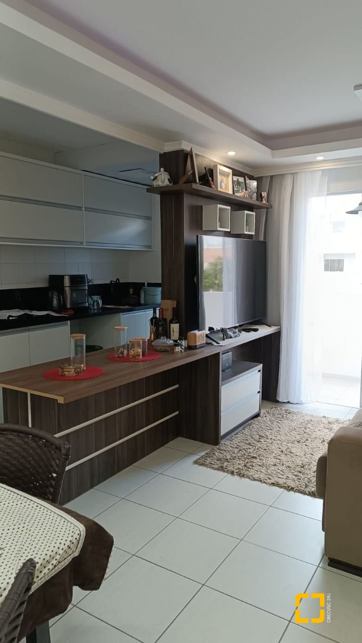 Apartamento com 54m², 2 quartos, 1 garagem, no bairro Sertão do Maruim em São José