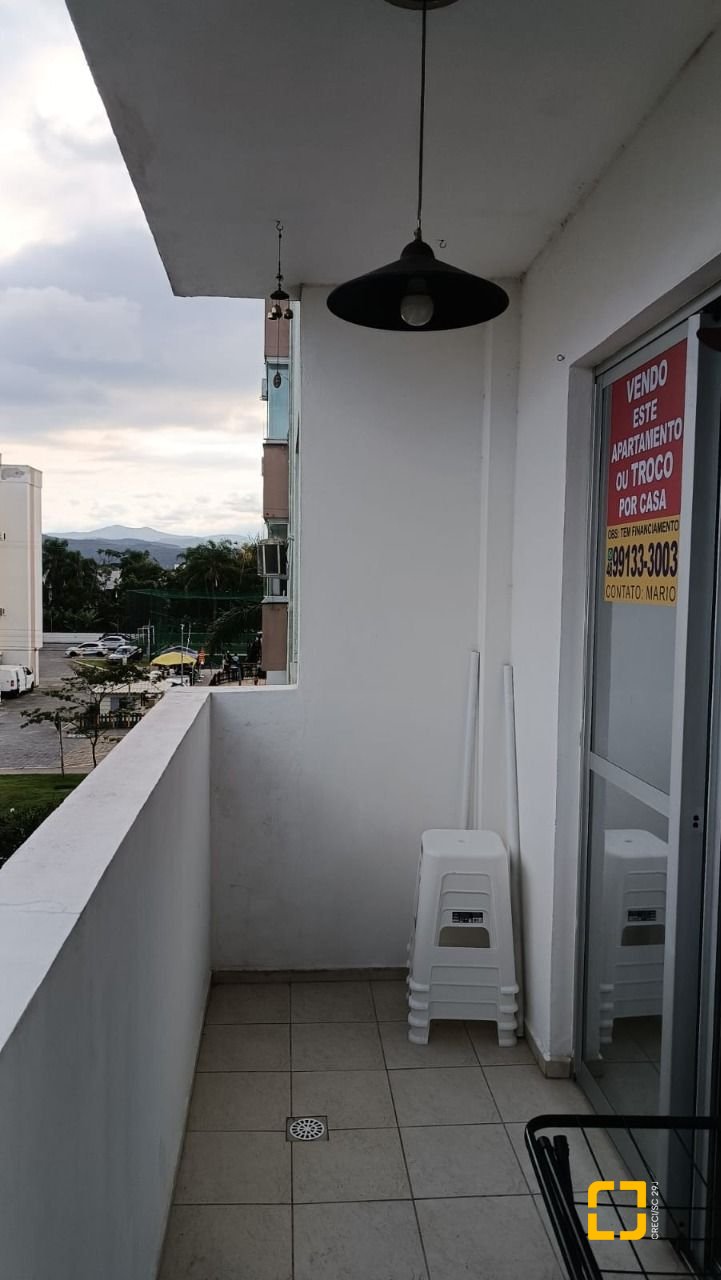 Apartamento com 54m², 2 quartos, 1 garagem, no bairro Sertão do Maruim em São José