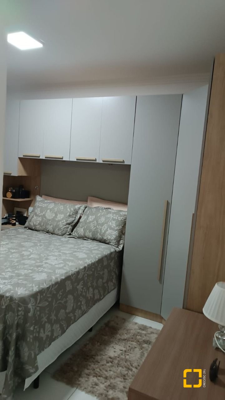 Apartamento com 54m², 2 quartos, 1 garagem, no bairro Sertão do Maruim em São José