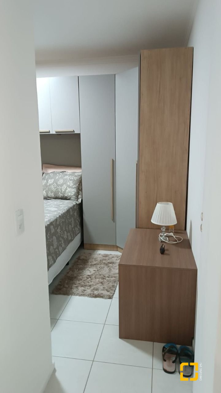 Apartamento com 54m², 2 quartos, 1 garagem, no bairro Sertão do Maruim em São José