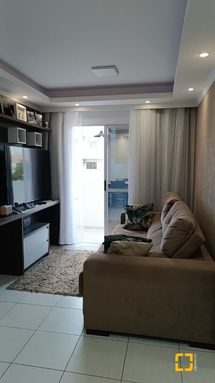 Apartamento com 54m², 2 quartos, 1 garagem, no bairro Sertão do Maruim em São José