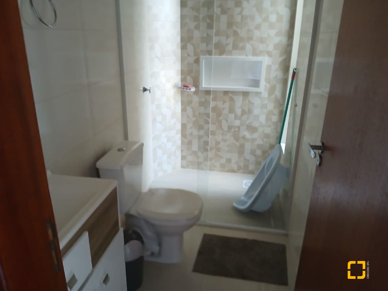Casa com 85m², 2 quartos (sendo 2 suítes), 1 garagem, no bairro Serraria em São José