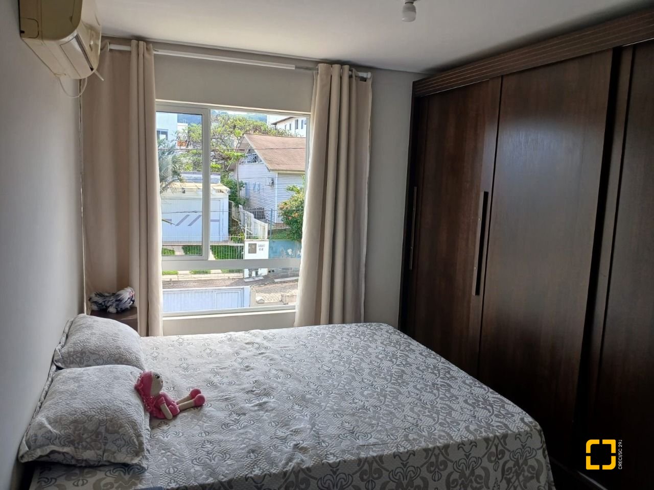 Casa com 85m², 2 quartos (sendo 2 suítes), 1 garagem, no bairro Serraria em São José