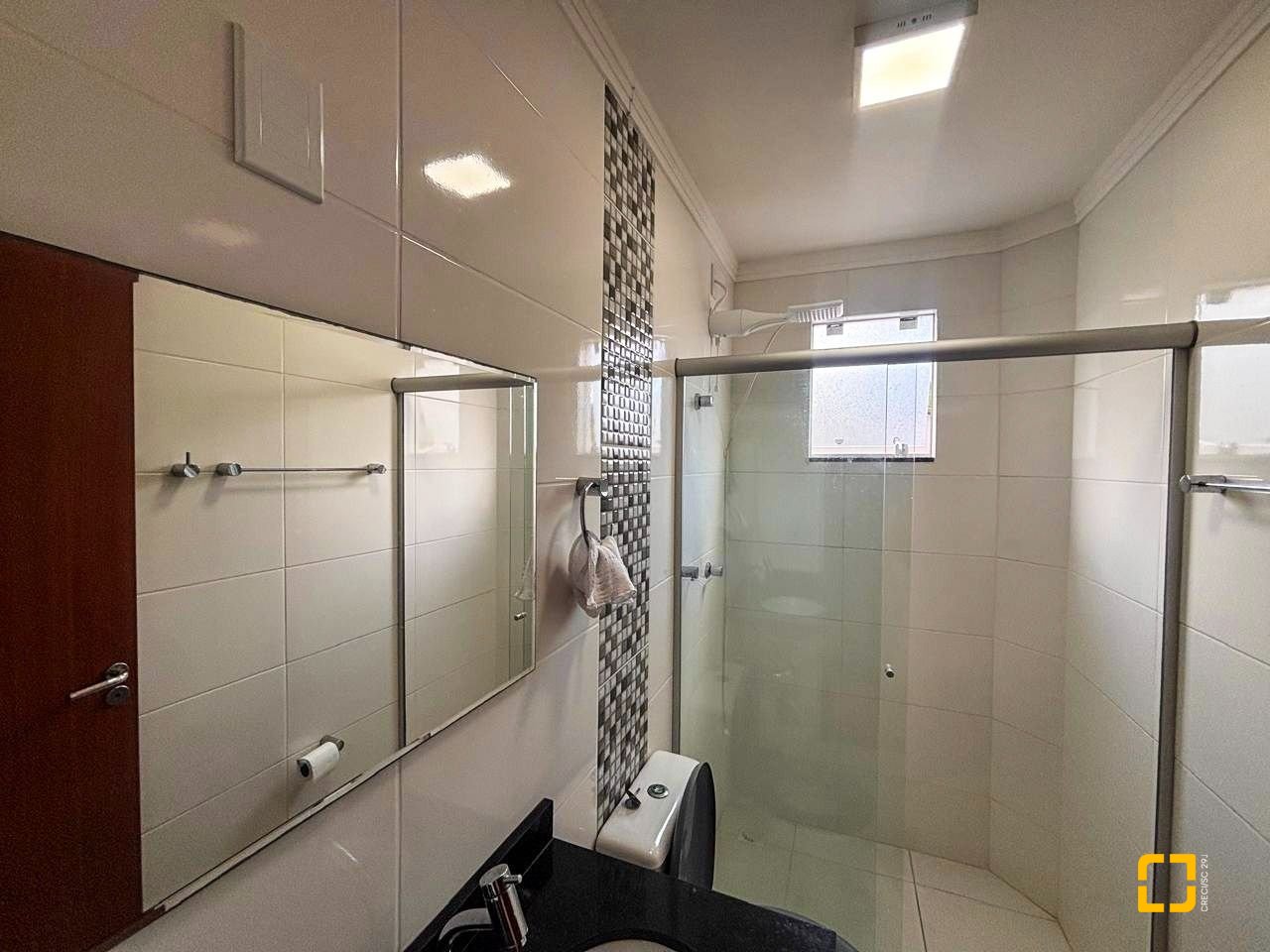 Apartamento com 84m², 3 quartos (sendo 1 suíte), 2 garagens, no bairro Ingleses em Florianopolis