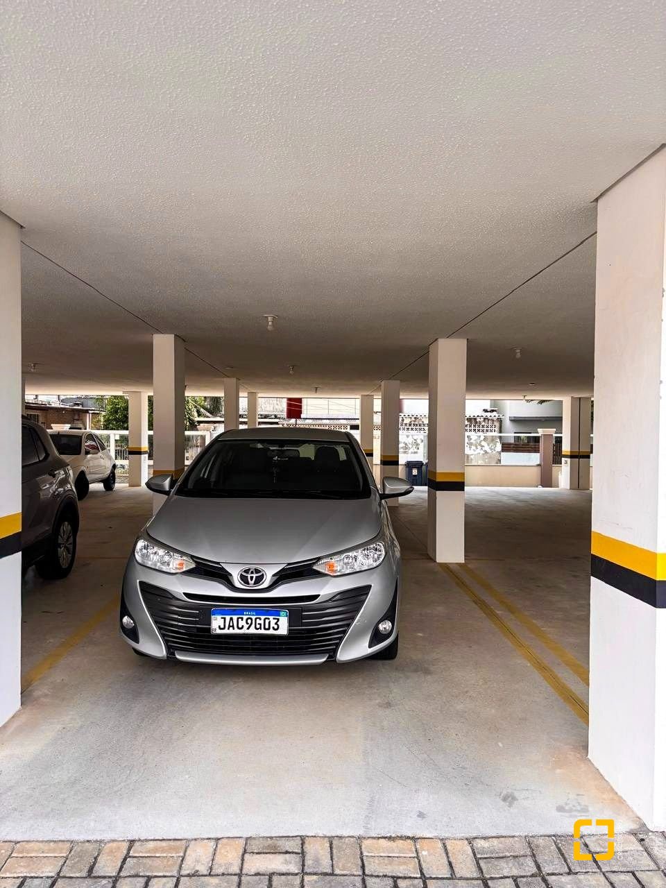 Apartamento com 84m², 3 quartos (sendo 1 suíte), 2 garagens, no bairro Ingleses em Florianopolis