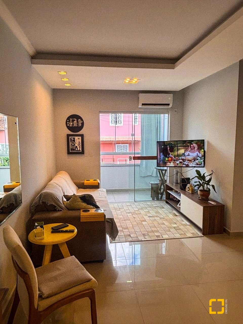 Apartamento com 84m², 3 quartos (sendo 1 suíte), 2 garagens, no bairro Ingleses em Florianopolis