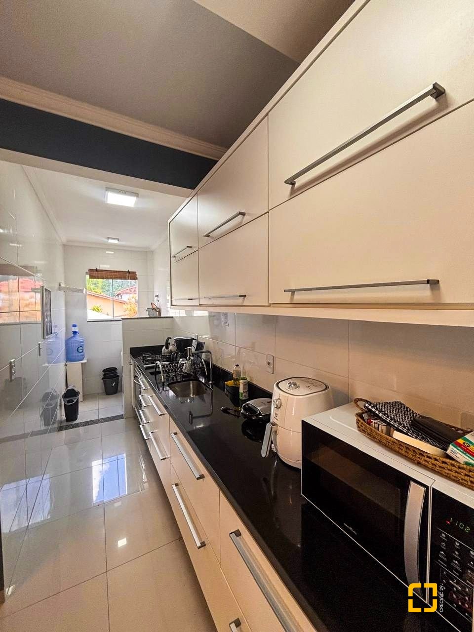 Apartamento com 84m², 3 quartos (sendo 1 suíte), 2 garagens, no bairro Ingleses em Florianopolis