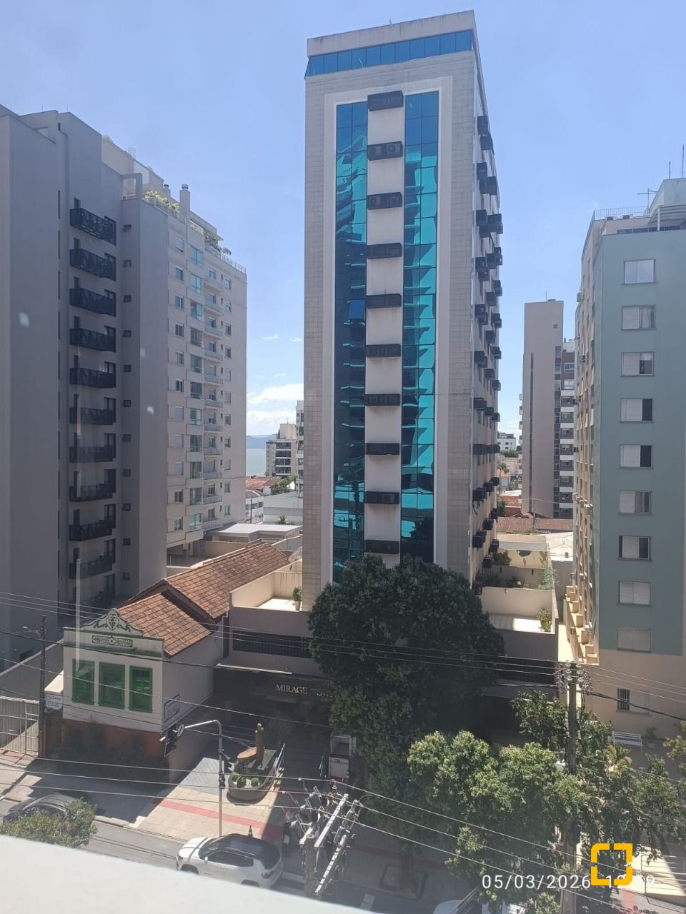 Sala com 32m², no bairro Centro em Florianópolis