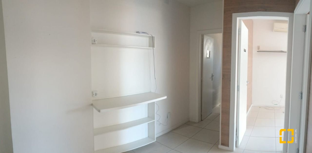 Sala com 32m², no bairro Centro em Florianópolis