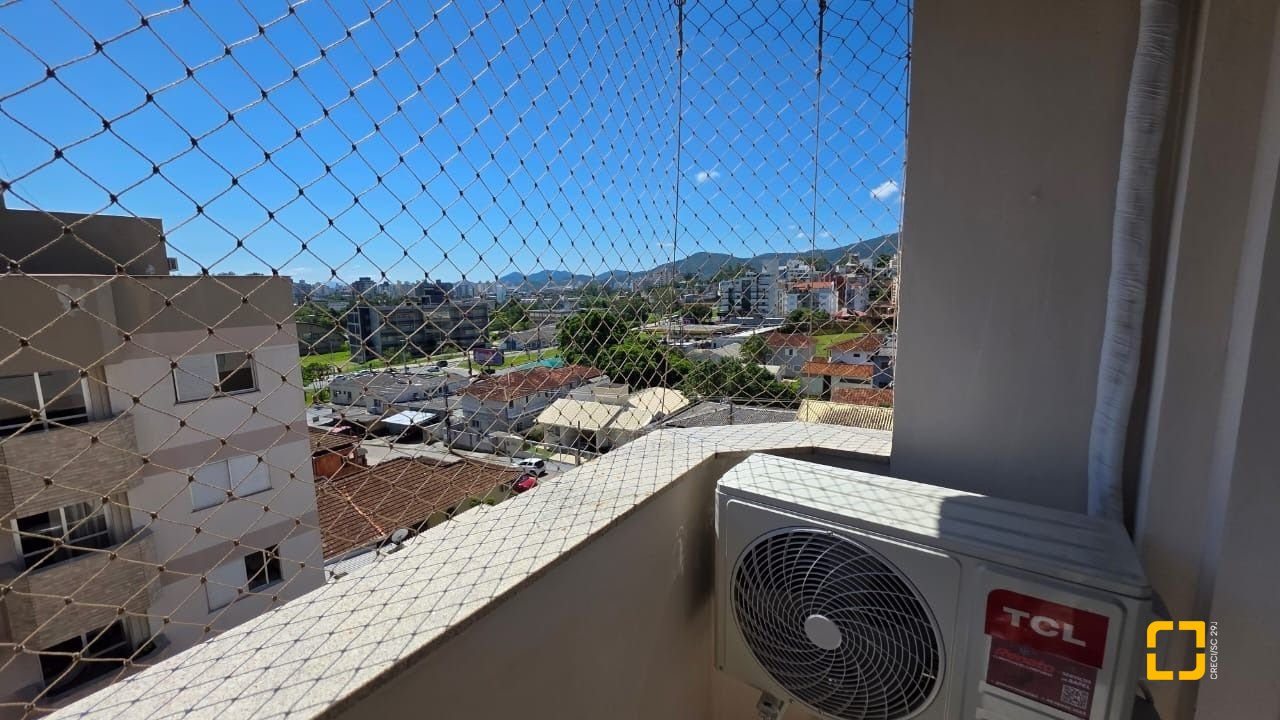 Apartamento com 63m², 2 quartos, 1 garagem, no bairro Trindade em Florianópolis