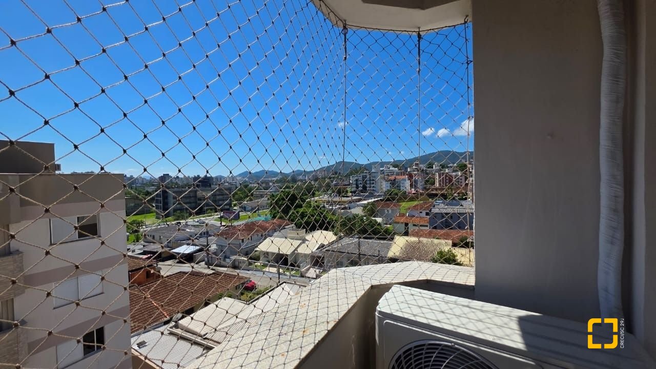 Apartamento com 63m², 2 quartos, 1 garagem, no bairro Trindade em Florianópolis