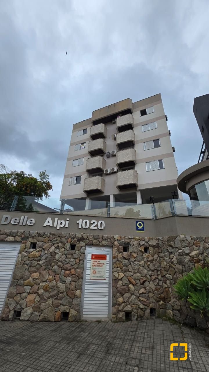 Apartamento com 63m², 2 quartos, 1 garagem, no bairro Trindade em Florianópolis