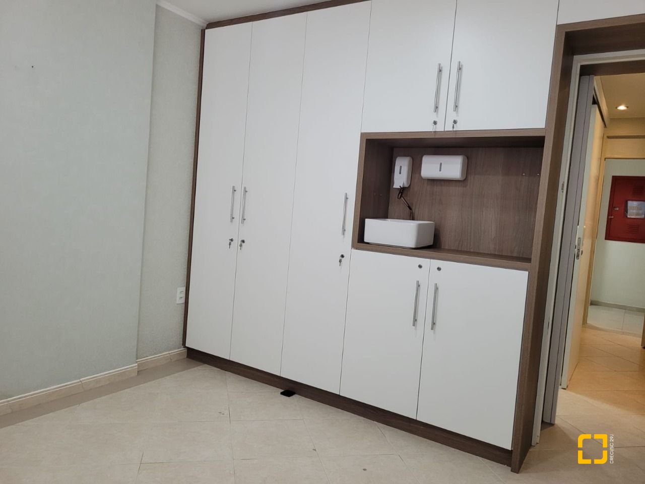 Sala com 27m², no bairro Centro em Florianópolis