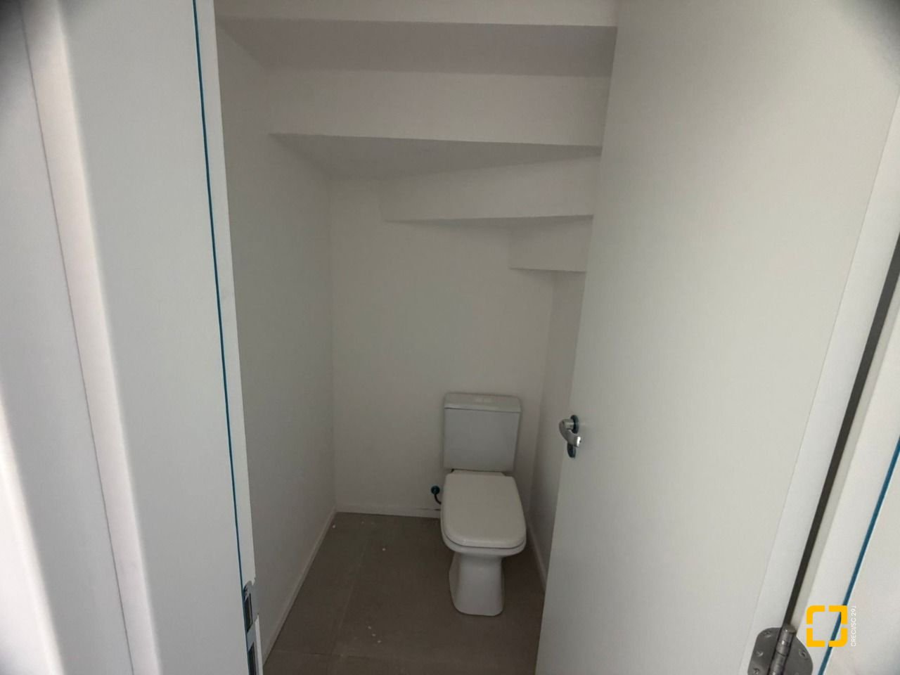Casa de Condomínio com 85m², 2 quartos (sendo 1 suíte), 1 garagem, no bairro Cachoeira do Bom Jesus em Florianópolis