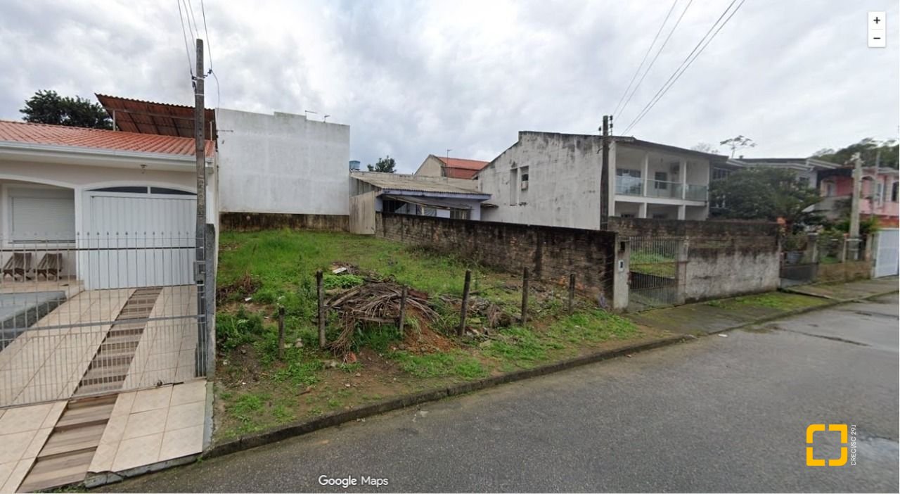 Terreno com 200m², no bairro Lisboa em São José