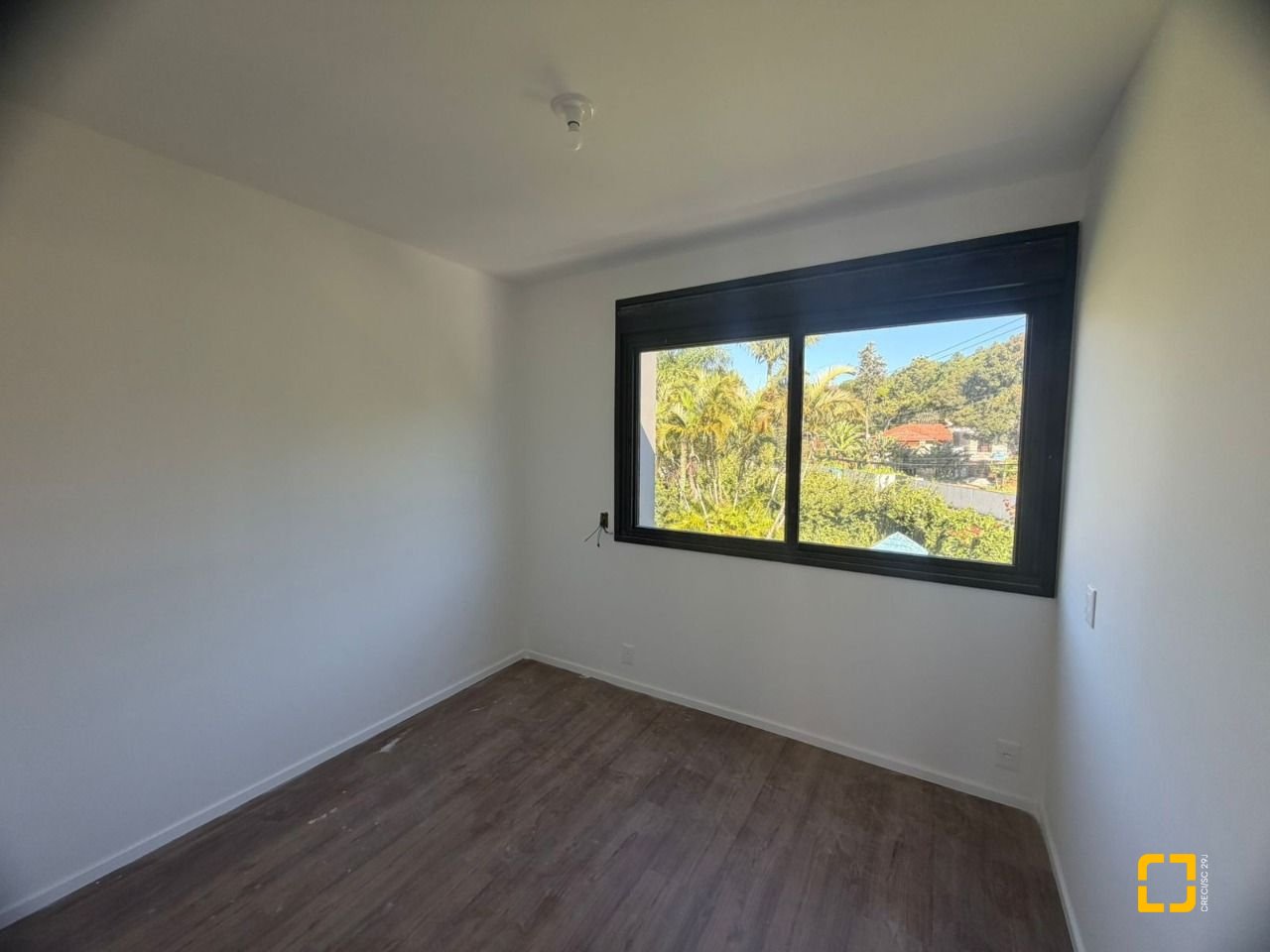 Casa de Condomínio com 86m², 2 quartos (sendo 1 suíte), 1 garagem, no bairro Cachoeira do Bom Jesus em Florianópolis