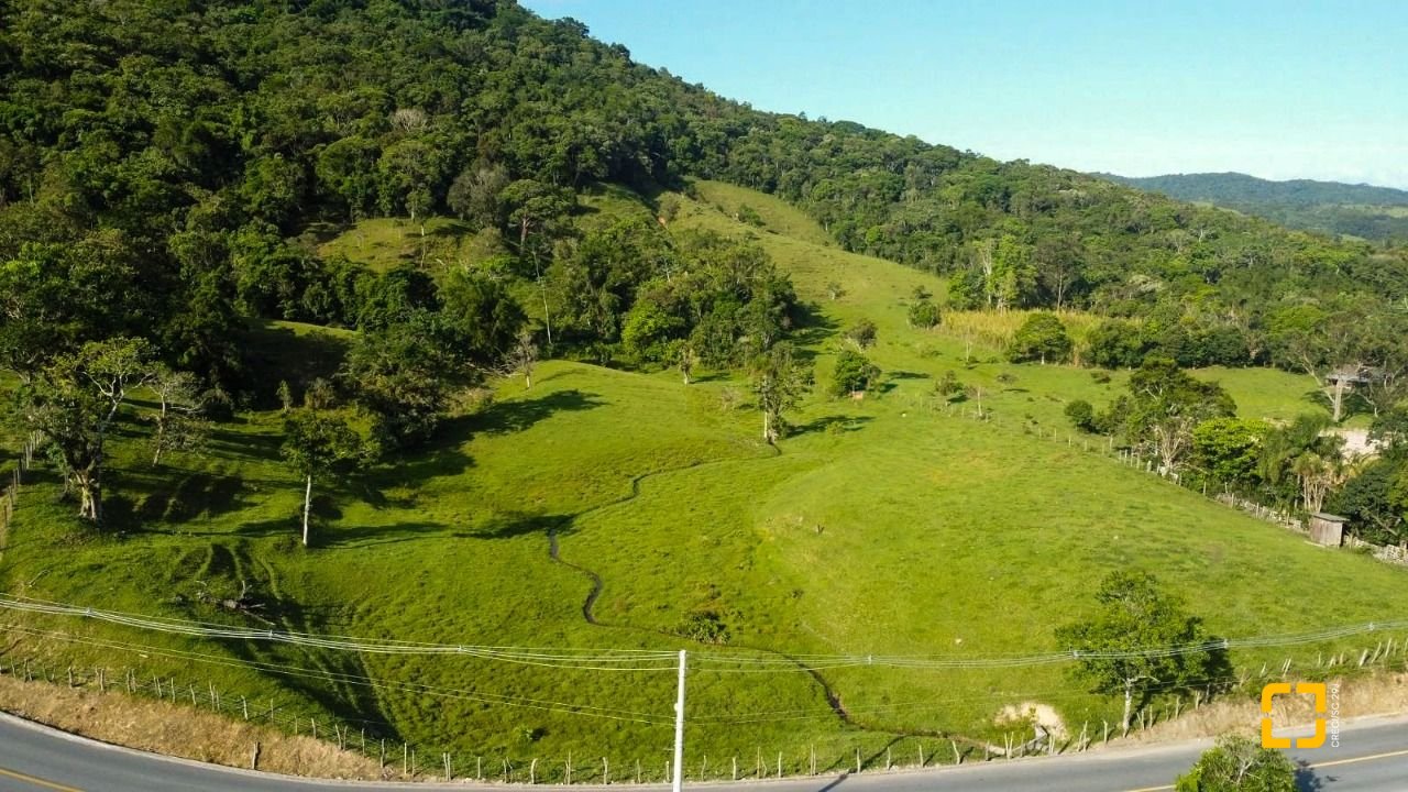 Terreno com 141947m², no bairro Forquilhas em São José