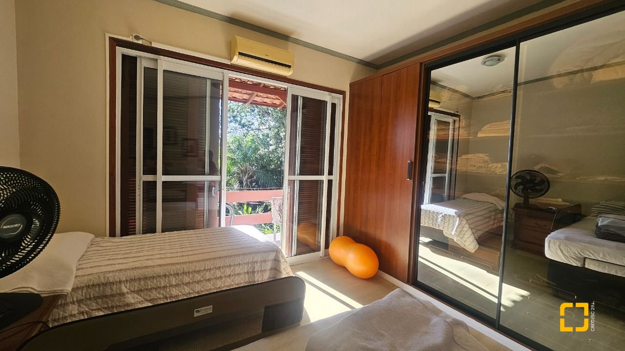 Terreno com 15581m², no bairro Santo Antônio de Lisboa em Florianópolis
