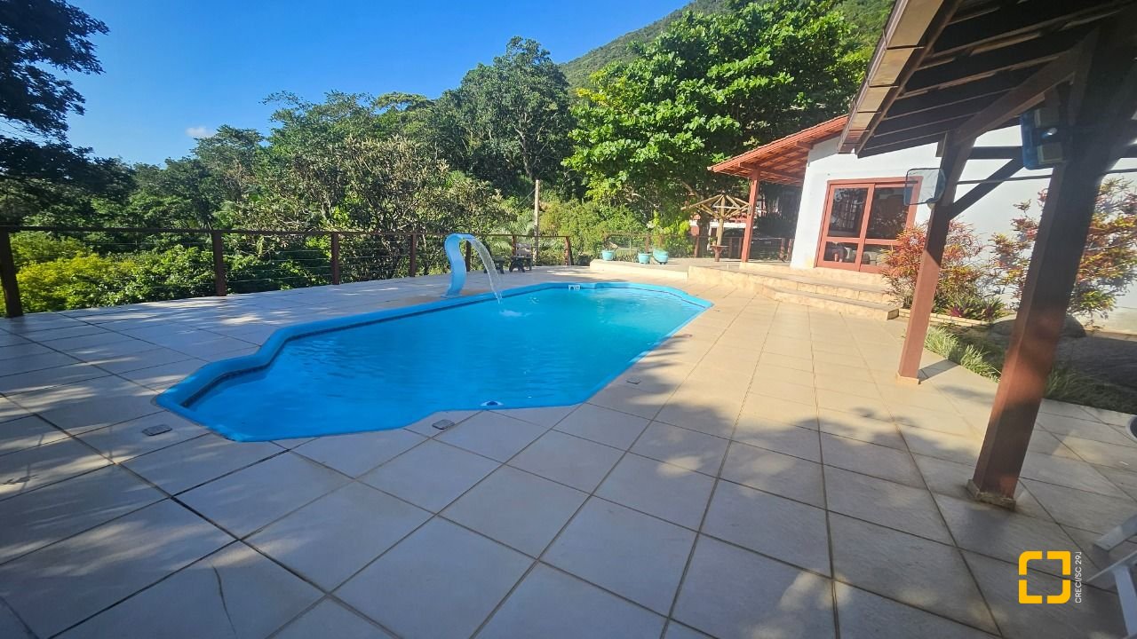 Terreno com 15581m², no bairro Santo Antônio de Lisboa em Florianópolis