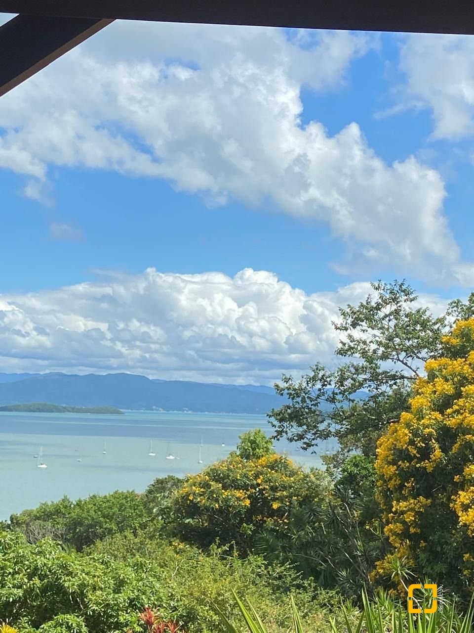 Terreno com 15581m², no bairro Santo Antônio de Lisboa em Florianópolis