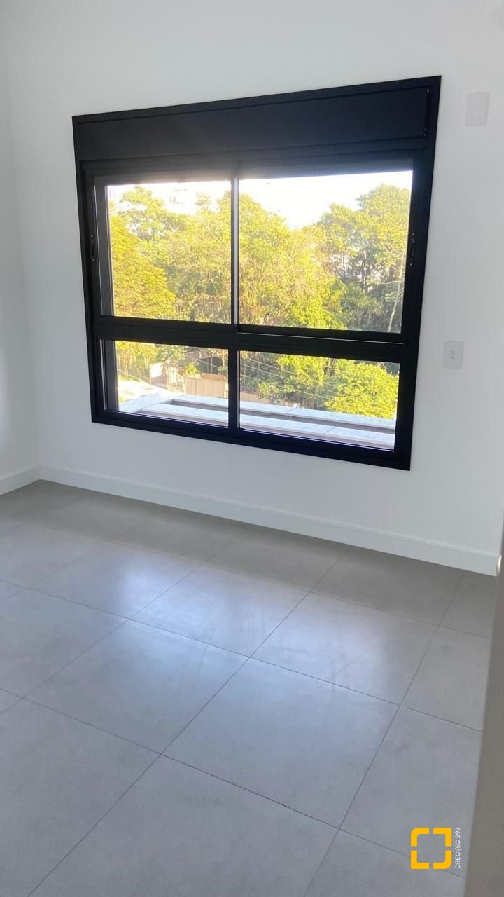 Apartamento com 50m², 1 quarto, 1 garagem, no bairro Jurerê em Florianópolis