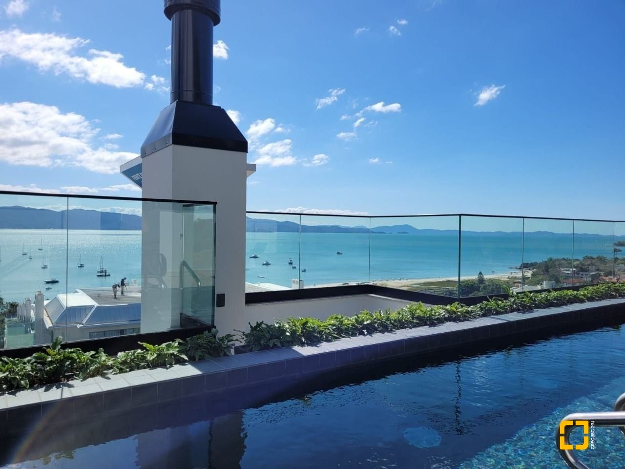 Apartamento com 50m², 1 quarto, 1 garagem, no bairro Jurerê em Florianópolis