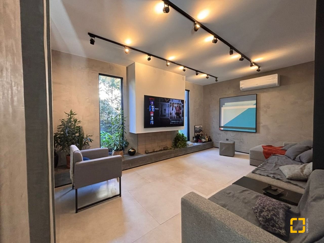 Casa com 315m², 4 quartos (sendo 3 suítes), 4 garagens, no bairro Jurerê Internacional em Florianópolis