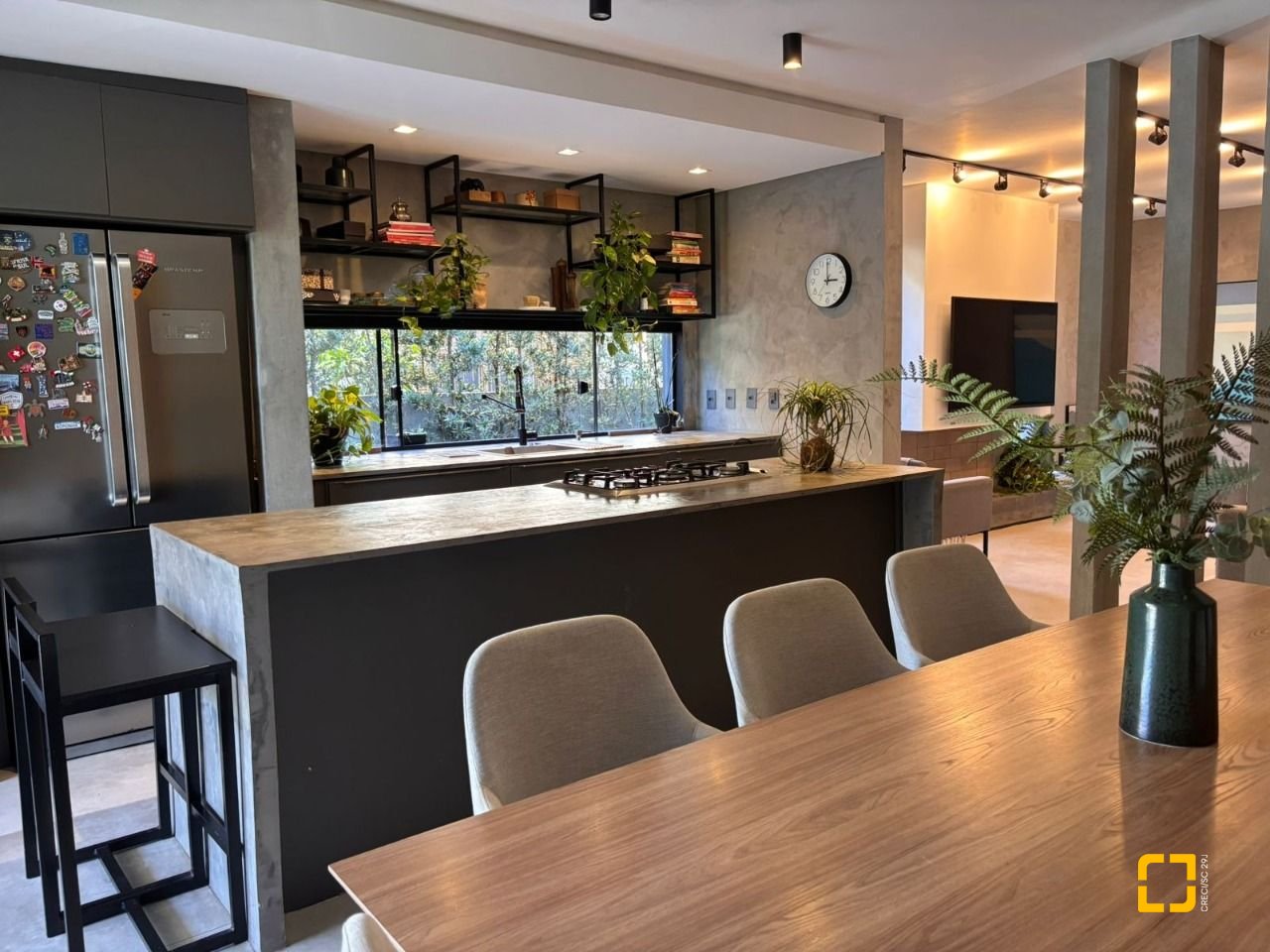 Casa com 315m², 4 quartos (sendo 3 suítes), 4 garagens, no bairro Jurerê Internacional em Florianópolis