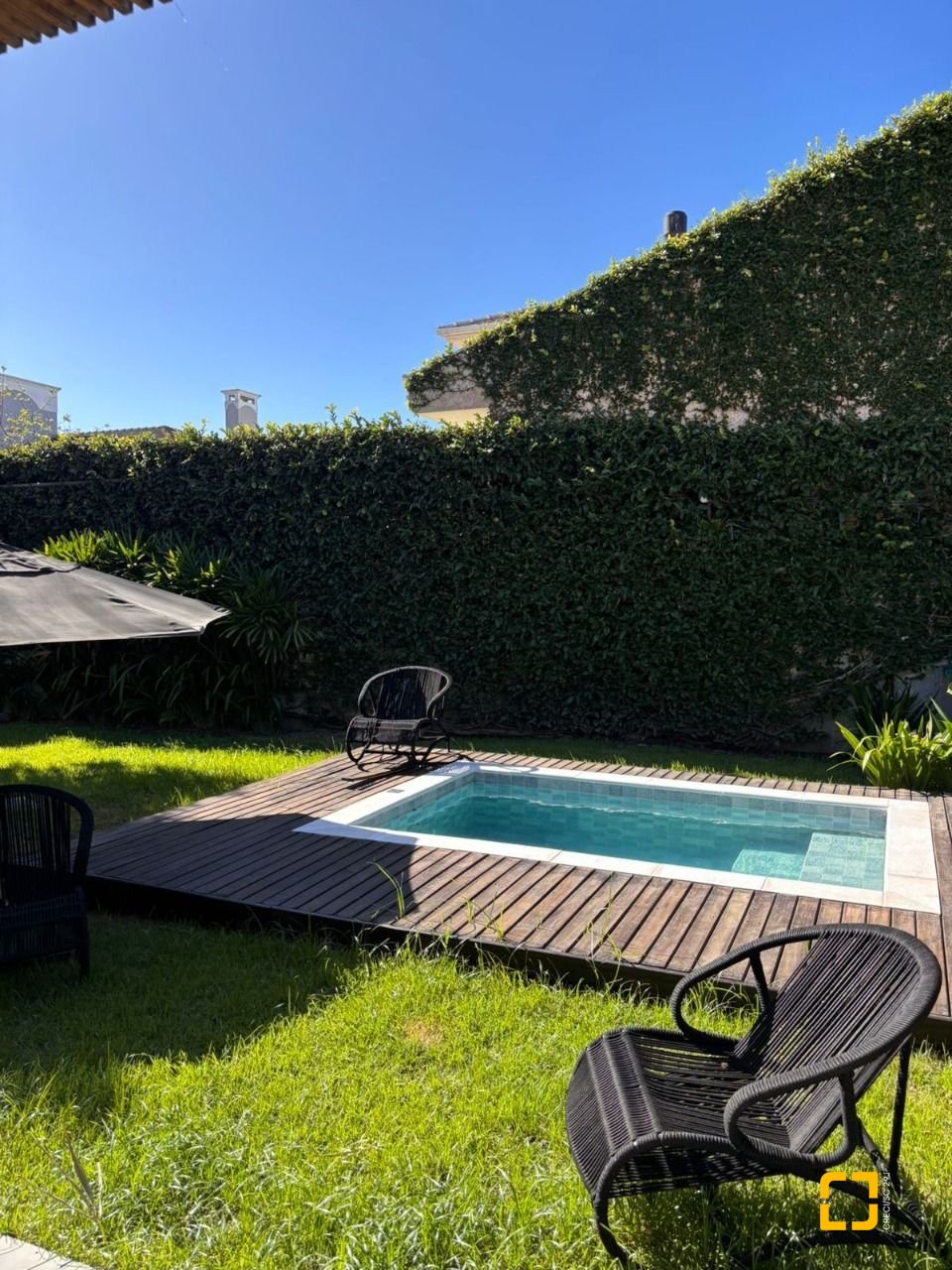 Casa com 315m², 4 quartos (sendo 3 suítes), 4 garagens, no bairro Jurerê Internacional em Florianópolis