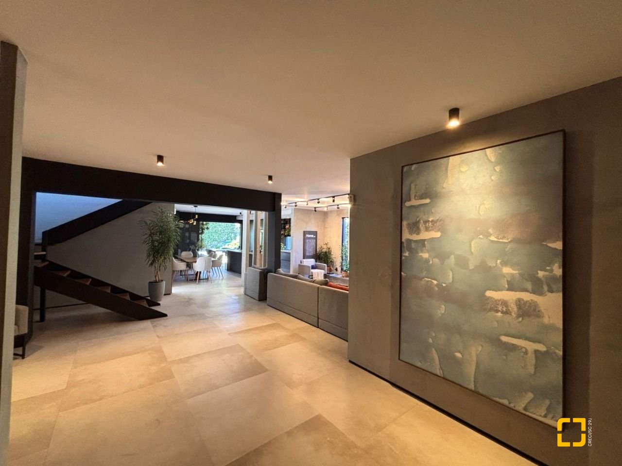 Casa com 315m², 4 quartos (sendo 3 suítes), 4 garagens, no bairro Jurerê Internacional em Florianópolis