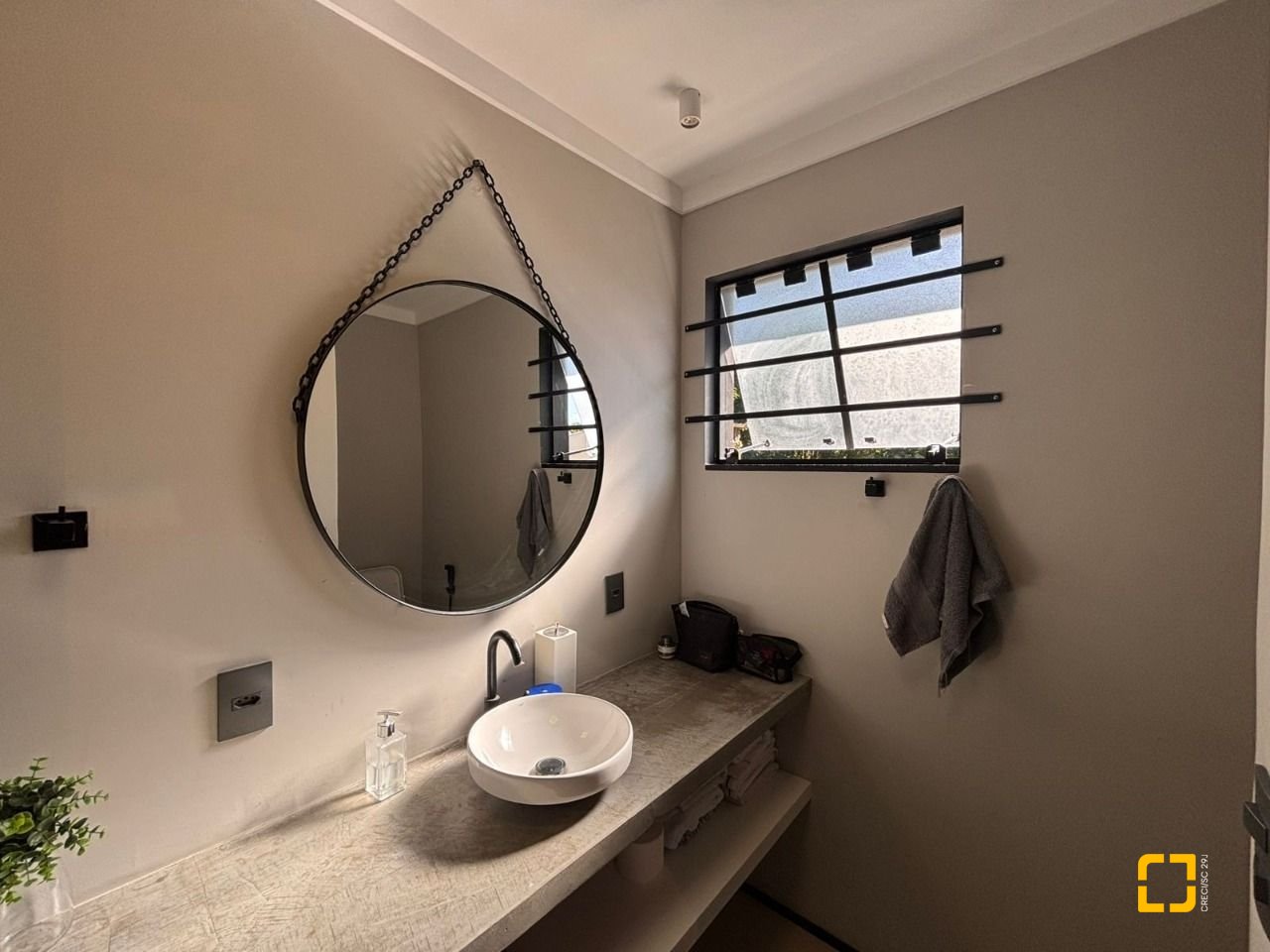 Casa com 315m², 4 quartos (sendo 3 suítes), 4 garagens, no bairro Jurerê Internacional em Florianópolis