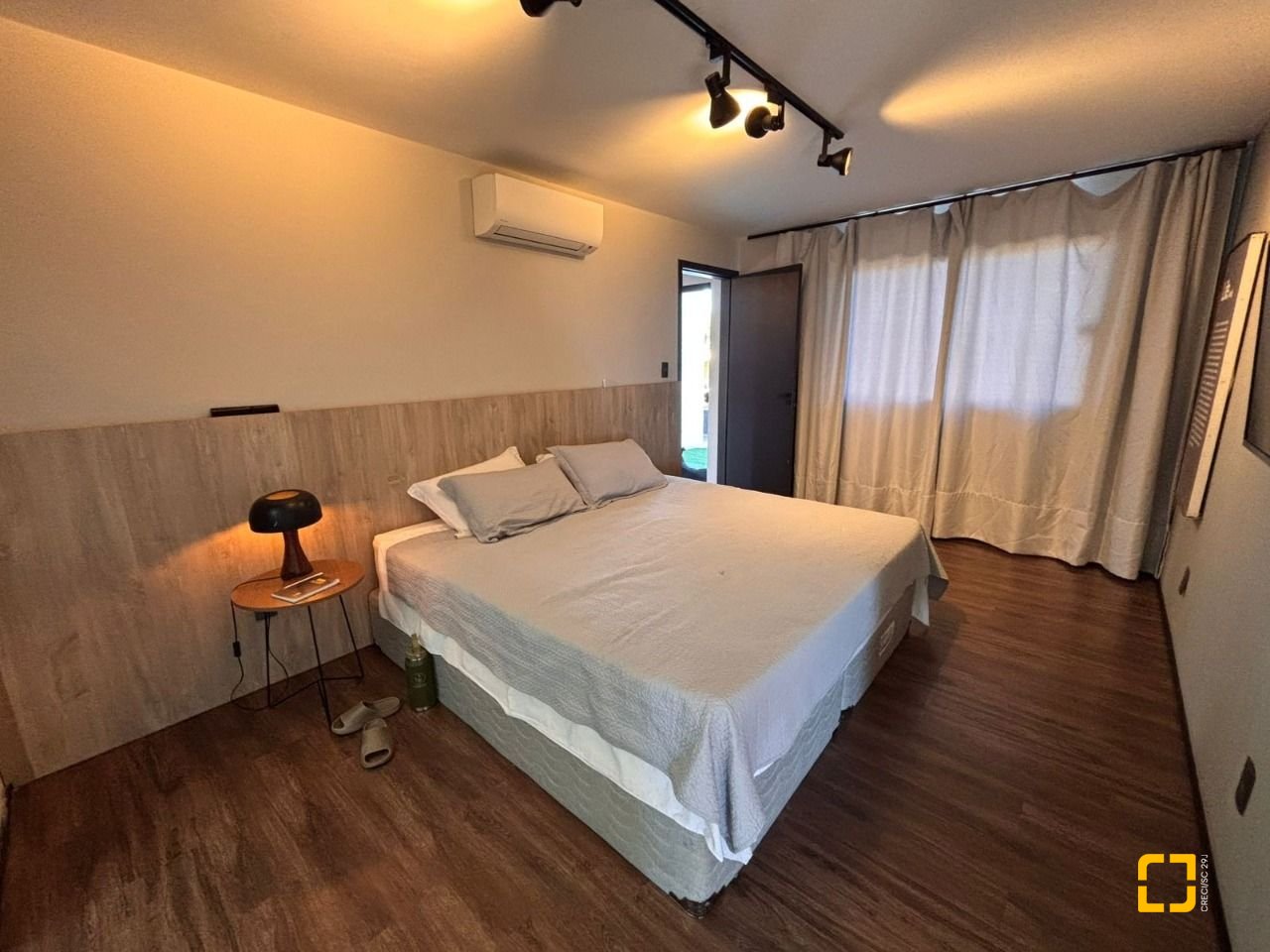 Casa com 315m², 4 quartos (sendo 3 suítes), 4 garagens, no bairro Jurerê Internacional em Florianópolis