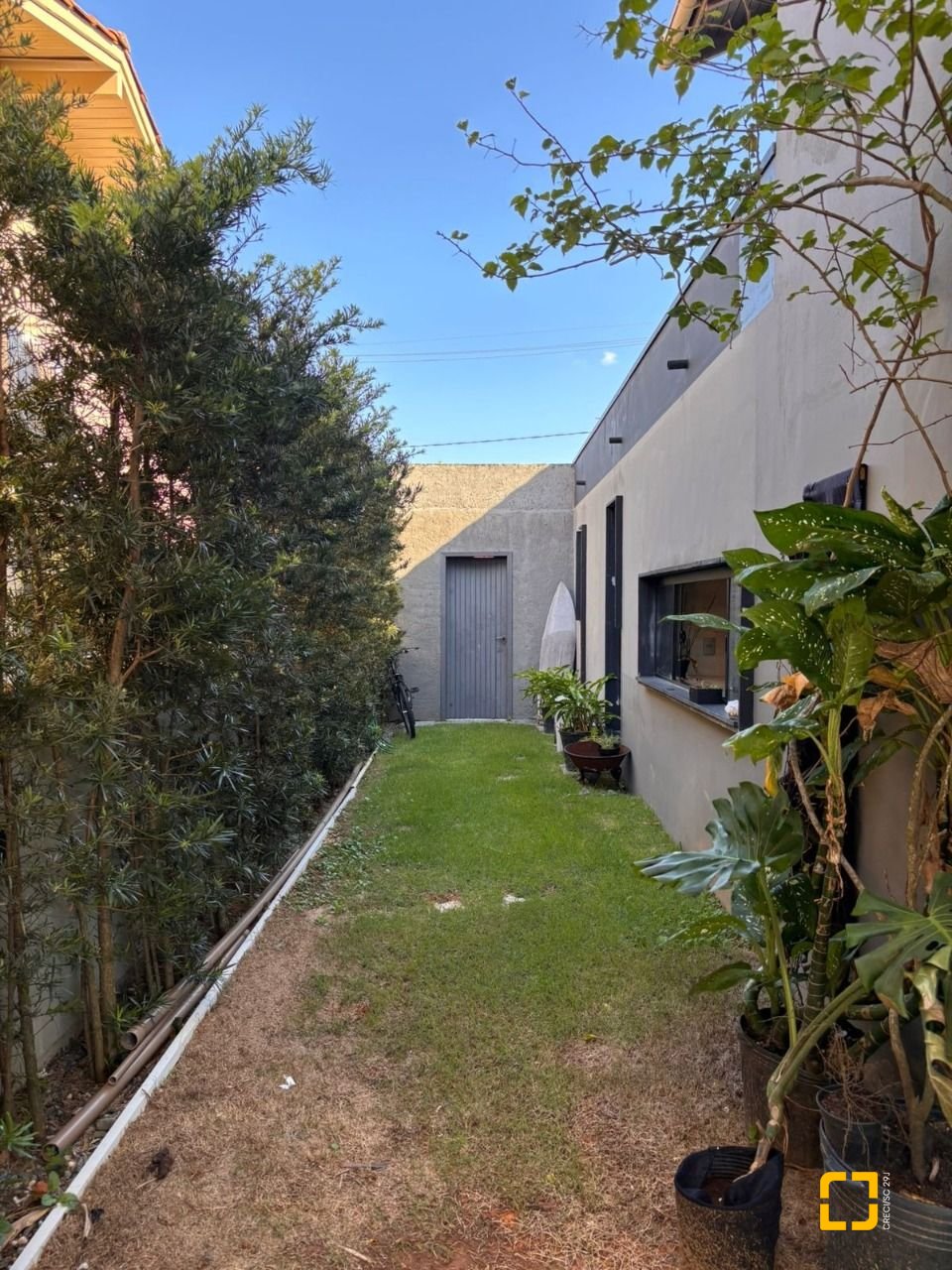 Casa com 315m², 4 quartos (sendo 3 suítes), 4 garagens, no bairro Jurerê Internacional em Florianópolis