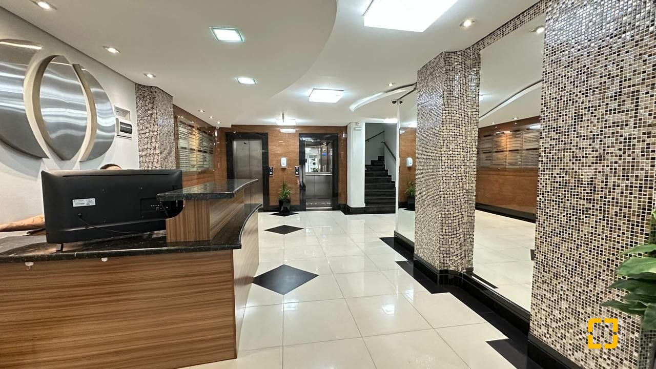 Sala com 40m², no bairro Centro em Florianópolis
